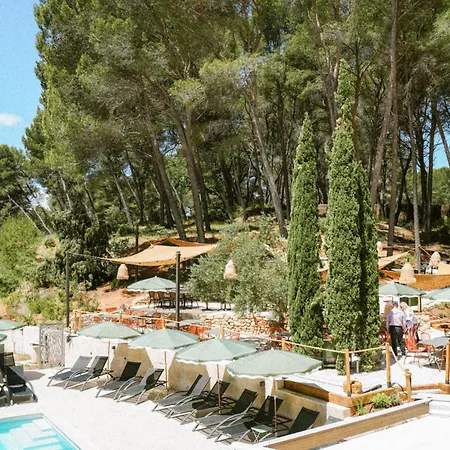 Domaine de l'Oustalia-2